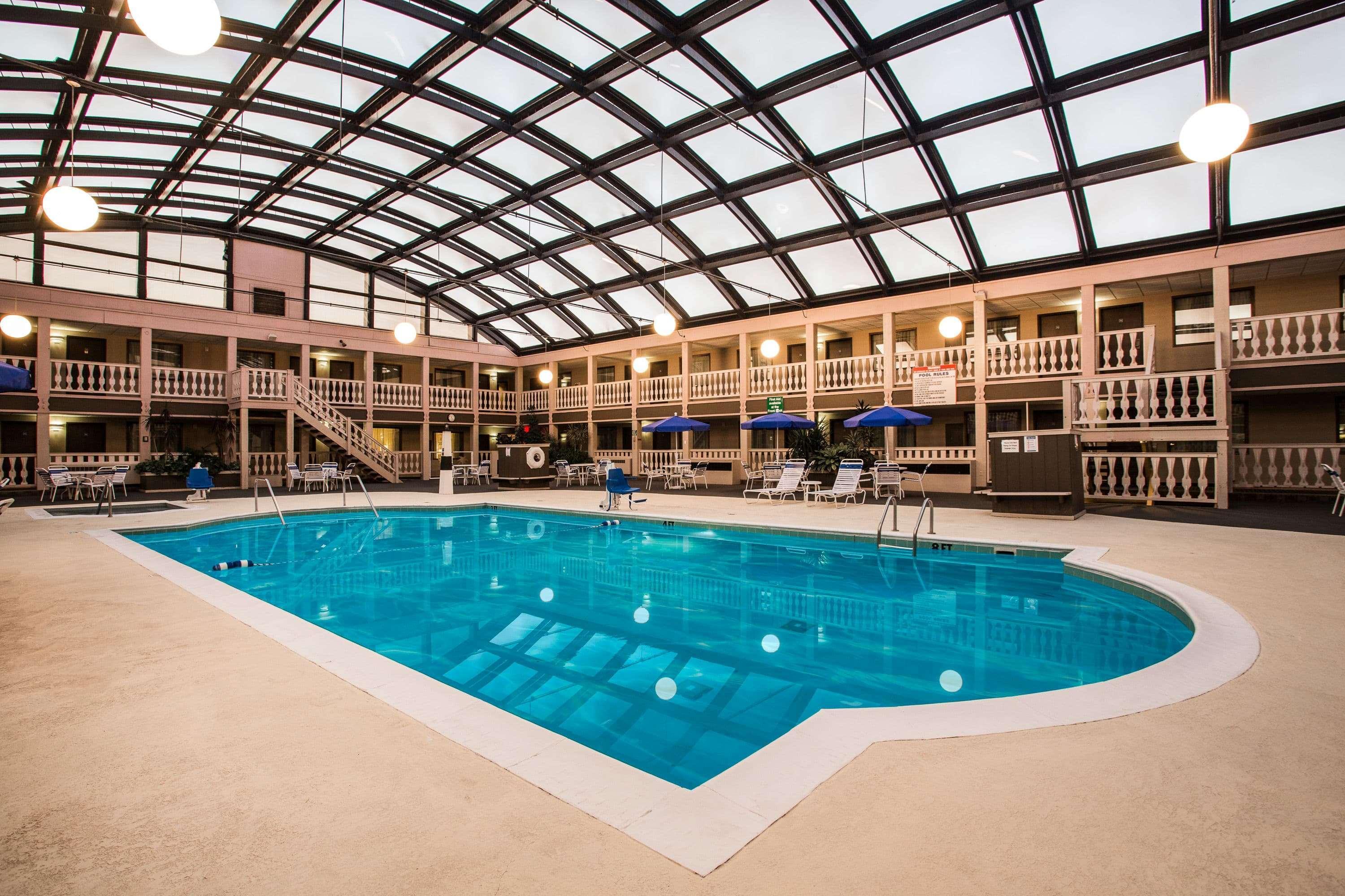 Americinn By Wyndham Джейнсвилл Экстерьер фото